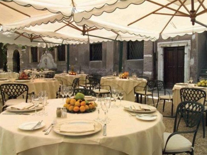 The Church Village Rome Luaran gambar
